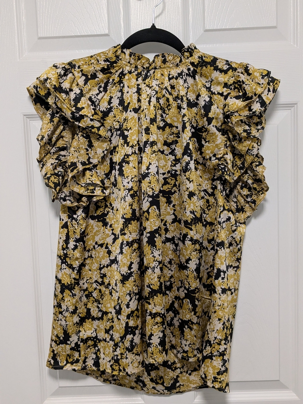 Floral Ruffle Sleeve Top